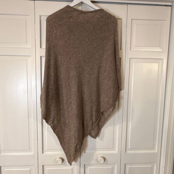 100% Cashmere sand poncho shawl coverup one size - Picture 5 of 8